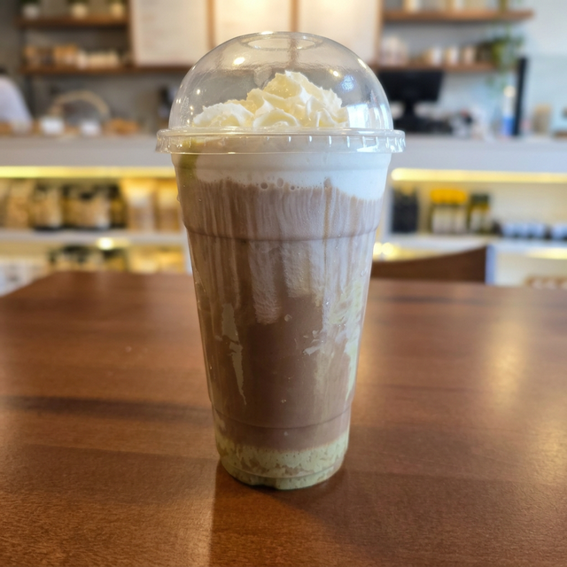 Pistachio latte.